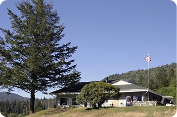 Cedar Bend Golf Course clubhouse